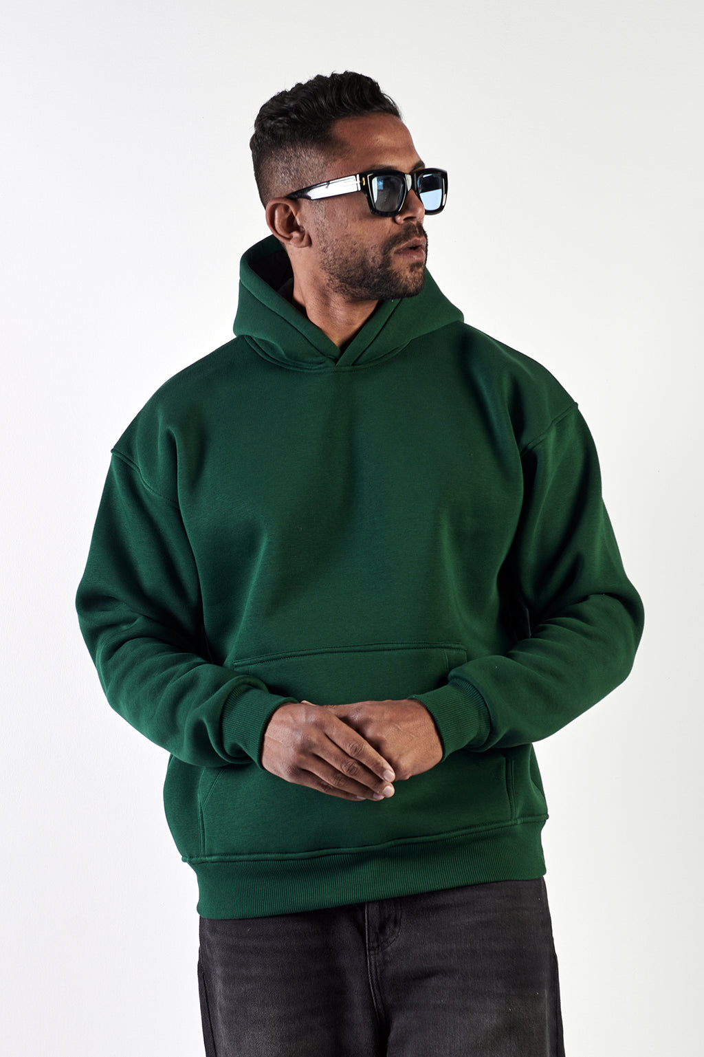 ESSENTIAL HOODIE