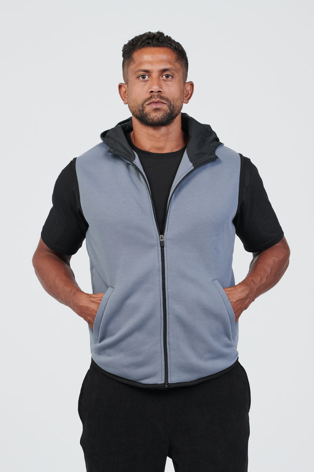 HOODED VEST