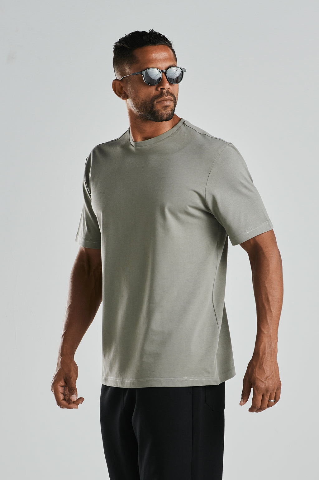 BASIC TEE