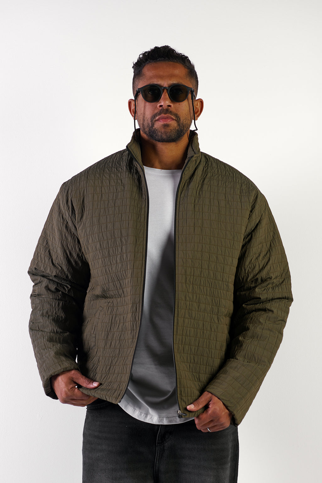 TEXTURED ZIP JACKET