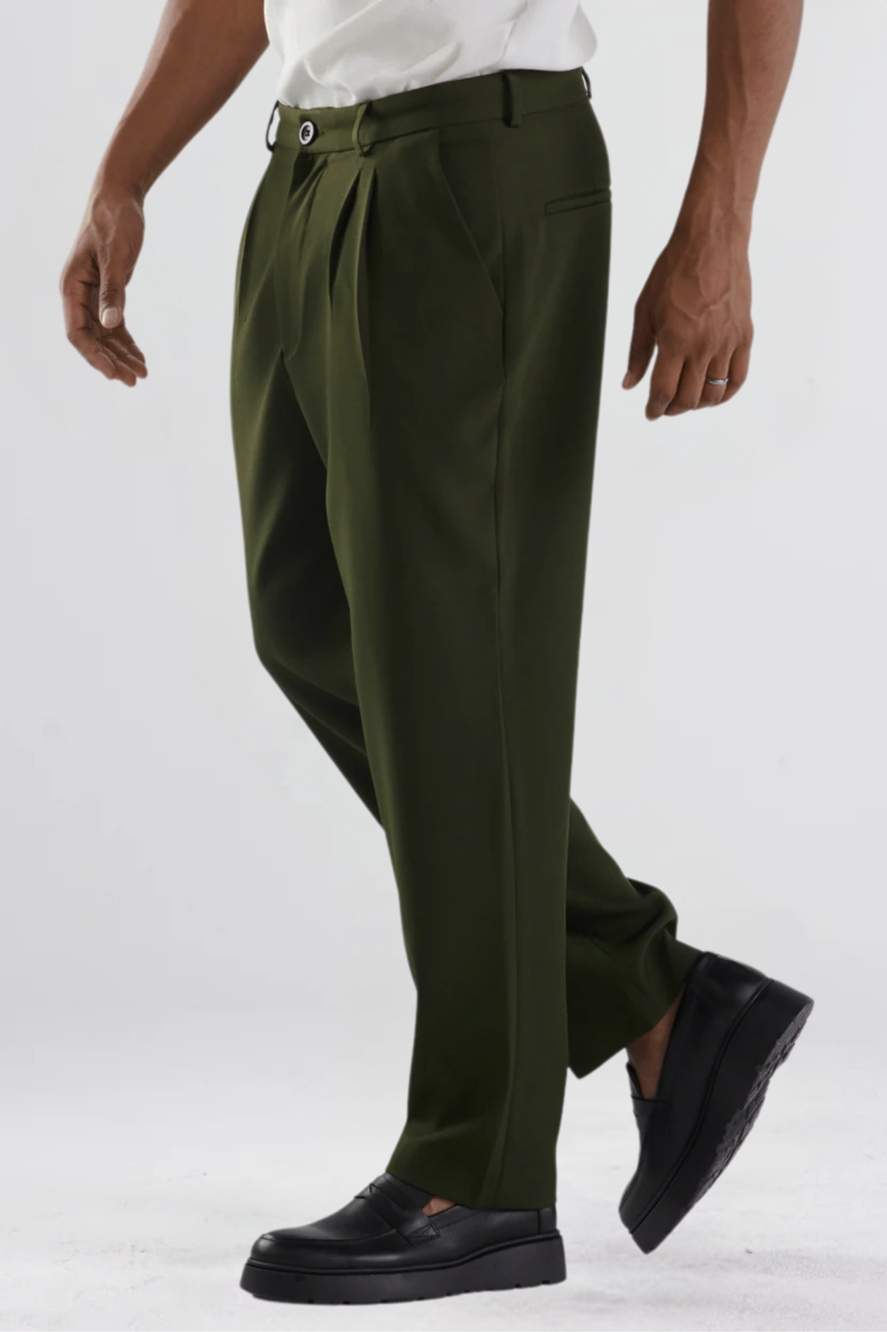 STRAIGHT PANTS