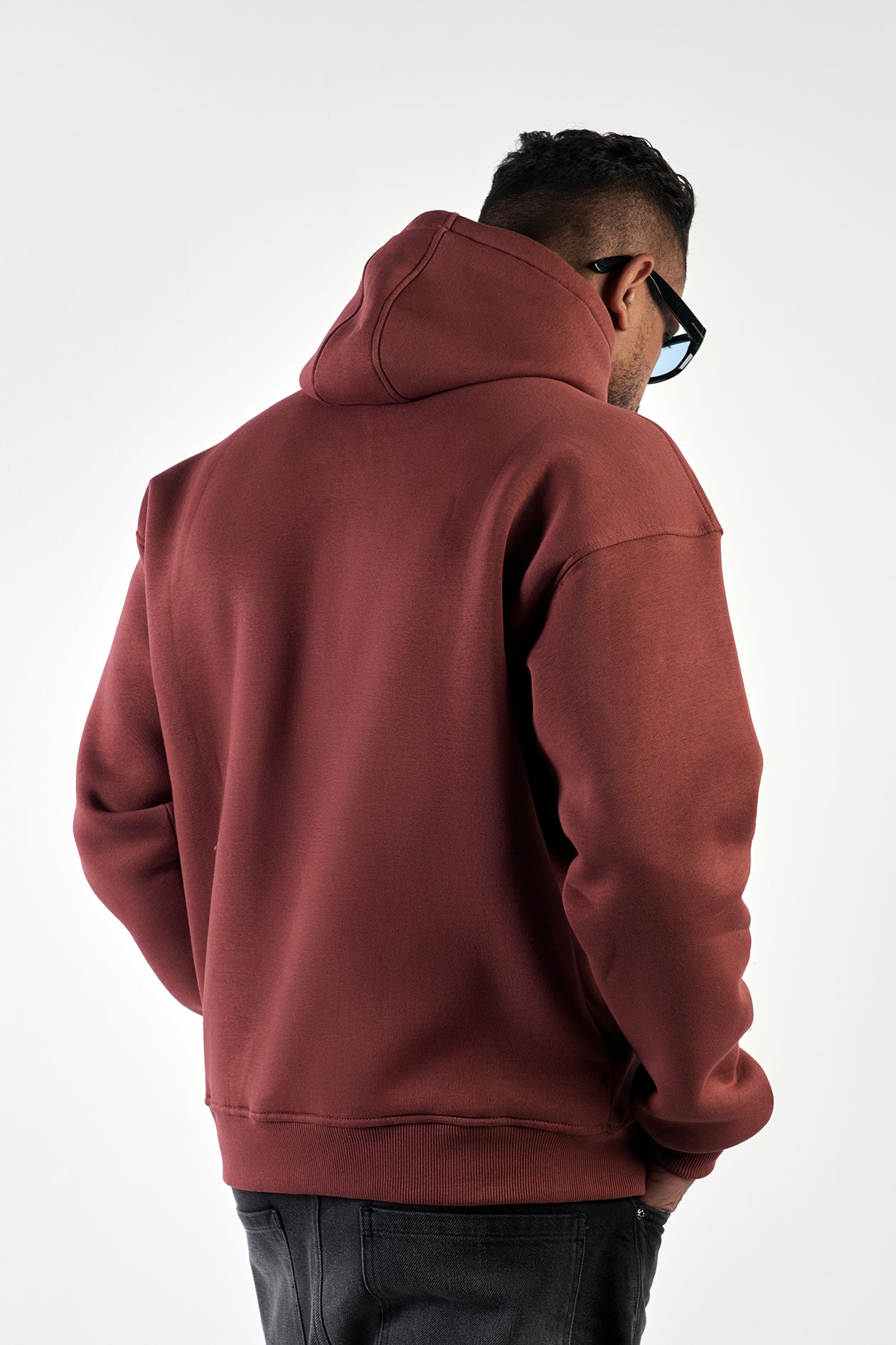 ESSENTIAL HOODIE