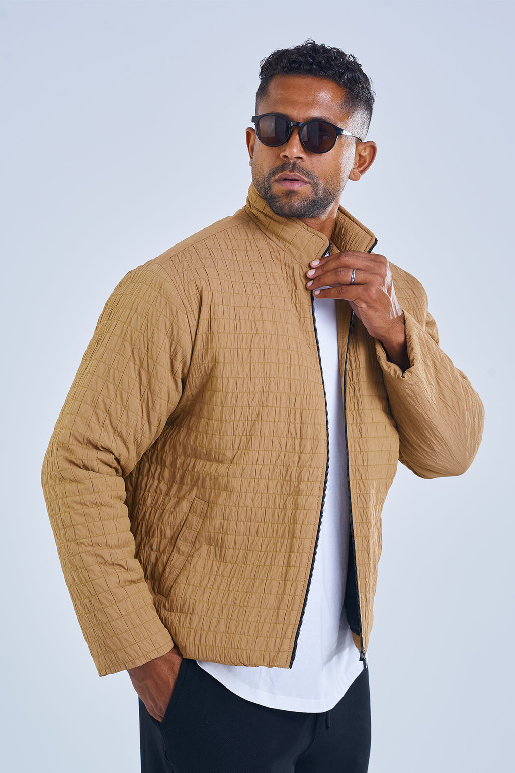 TEXTURED ZIP JACKET