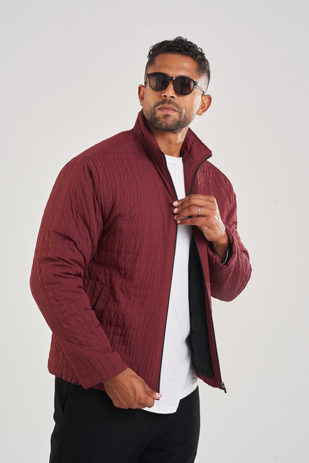 TEXTURED ZIP JACKET