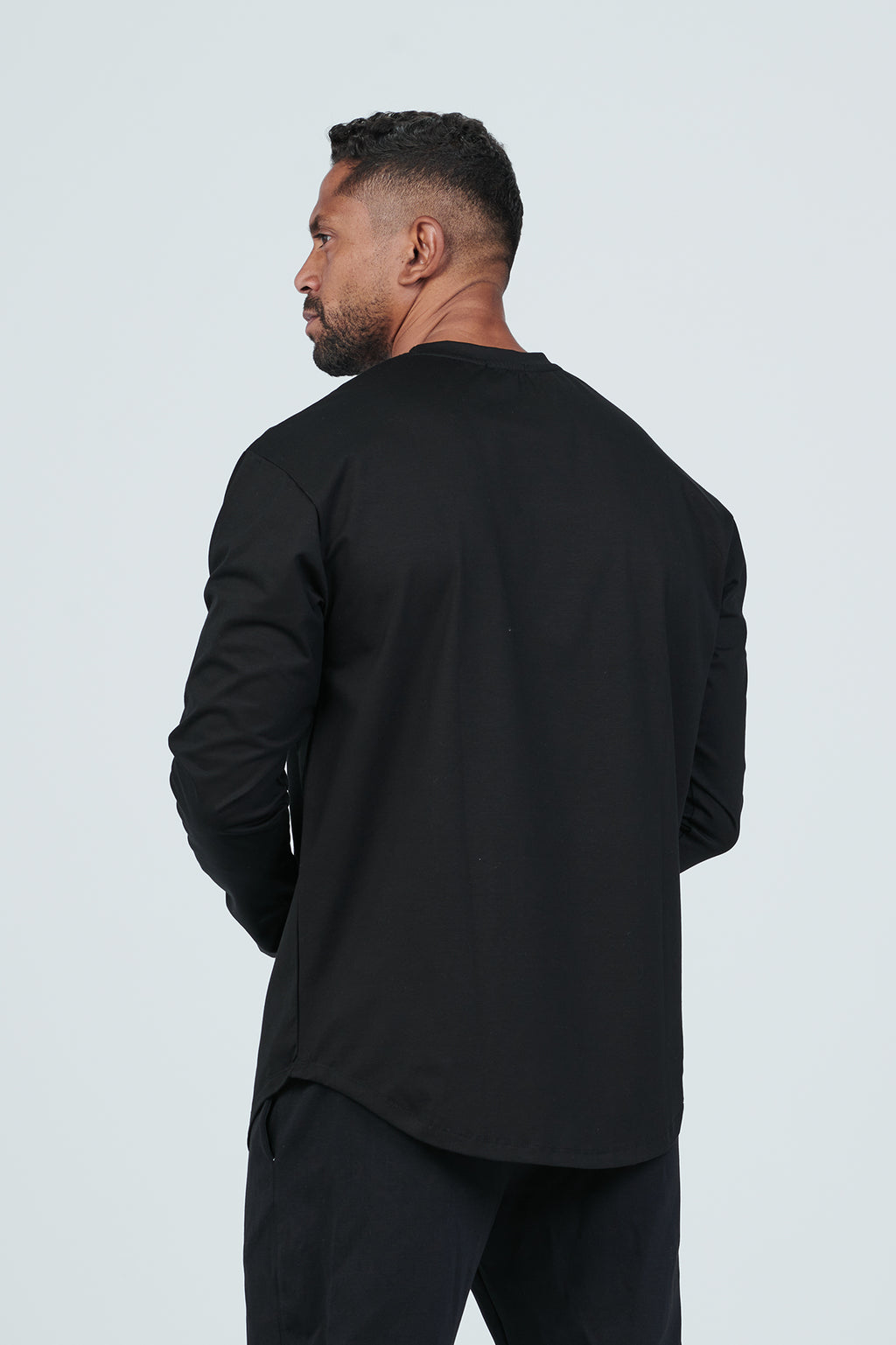 LONG SLEEVE T-SHIRT