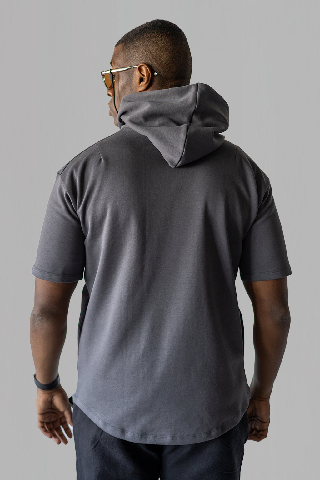 HOODED CURVED T