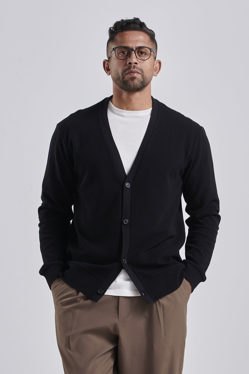 V-NECK CARDIGAN