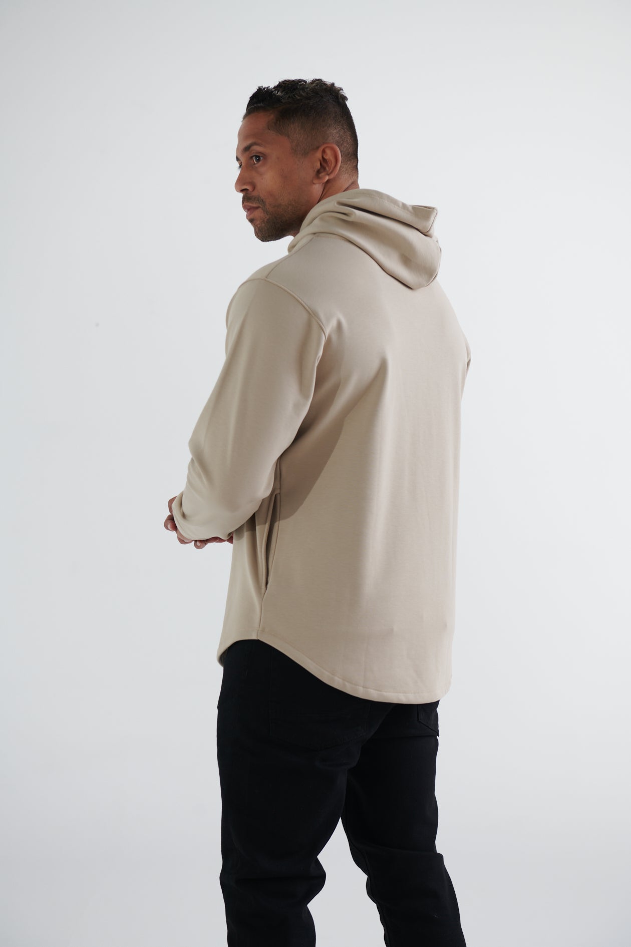 CURVED HOODIE