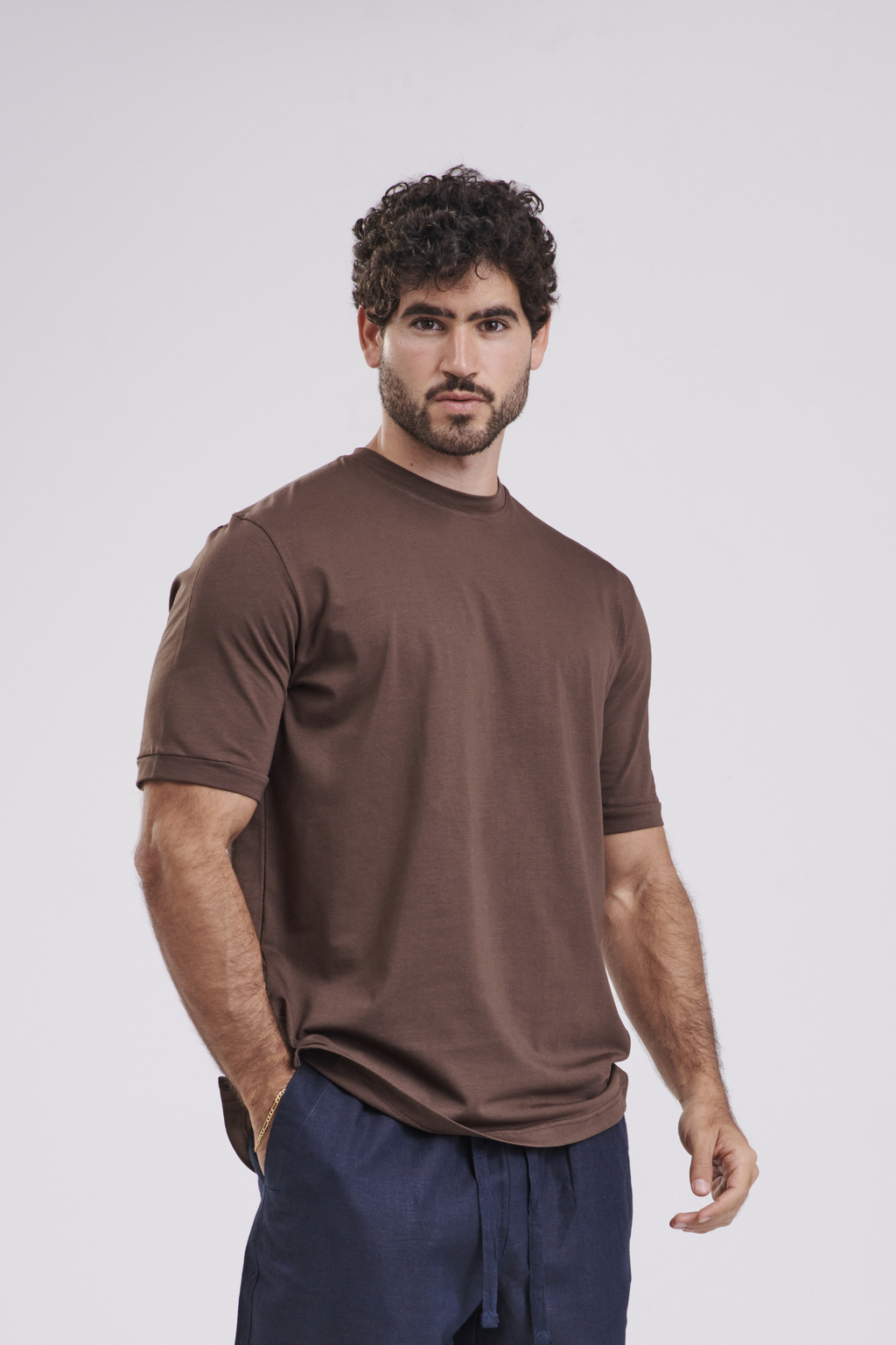 THE LIGHT FIT TEE
