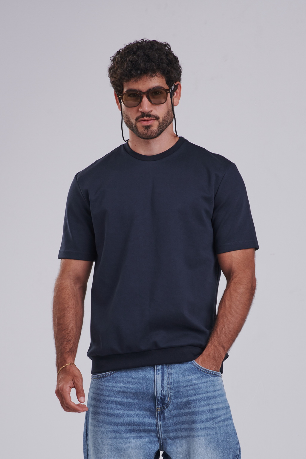 THE MODERN TAILORED TEE