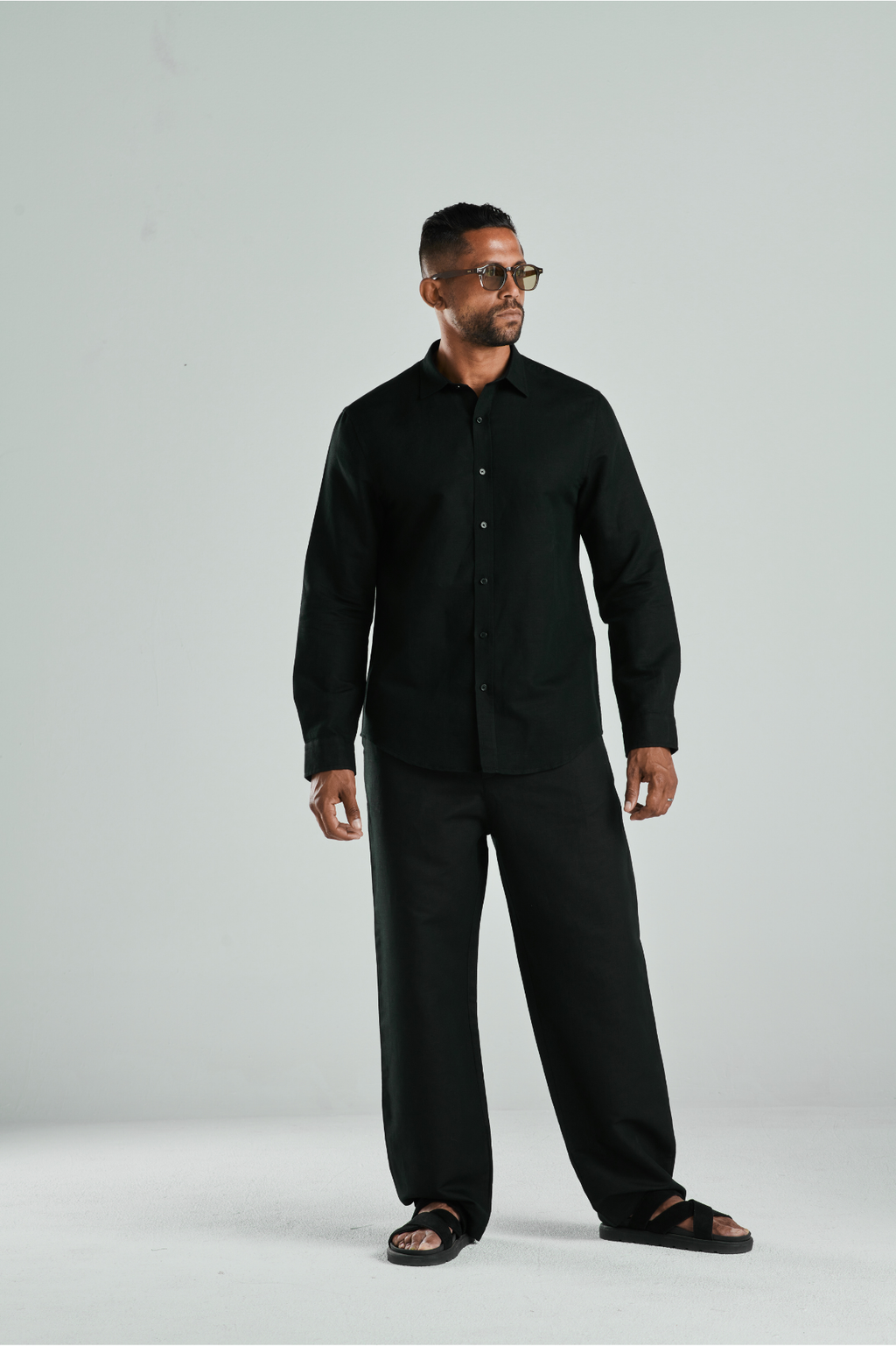 THE LINEN SET