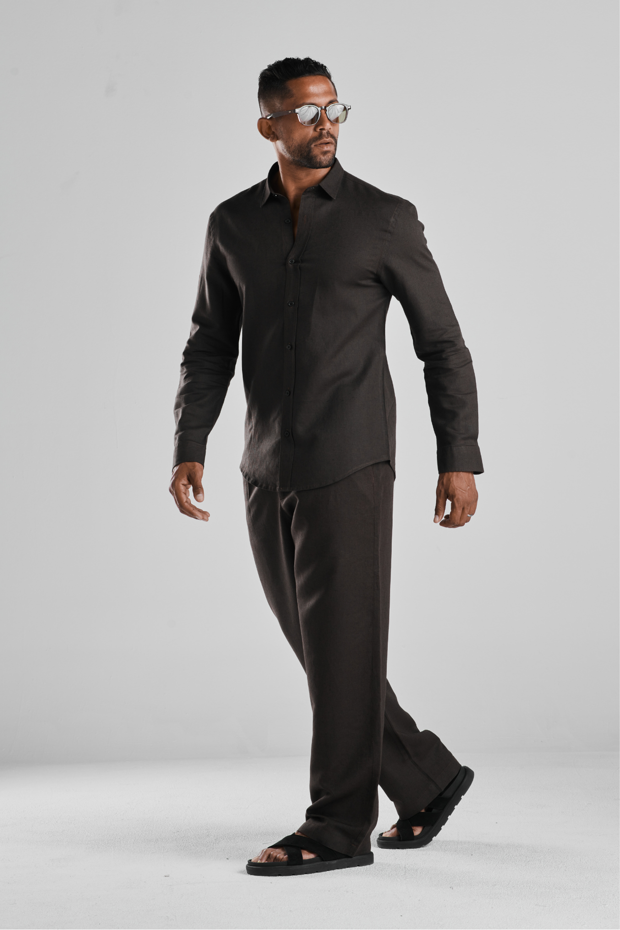 THE LINEN SET