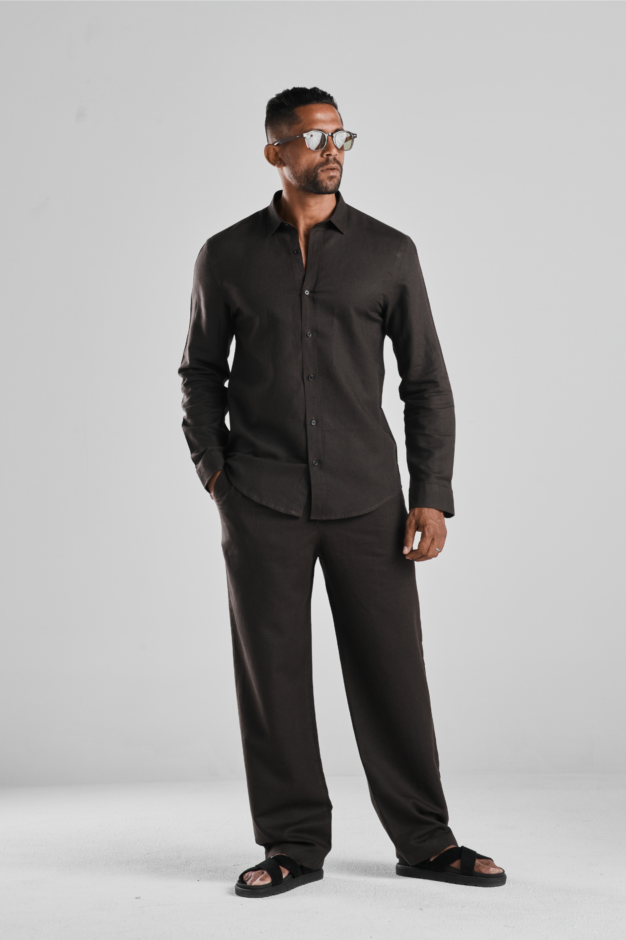 THE LINEN SET