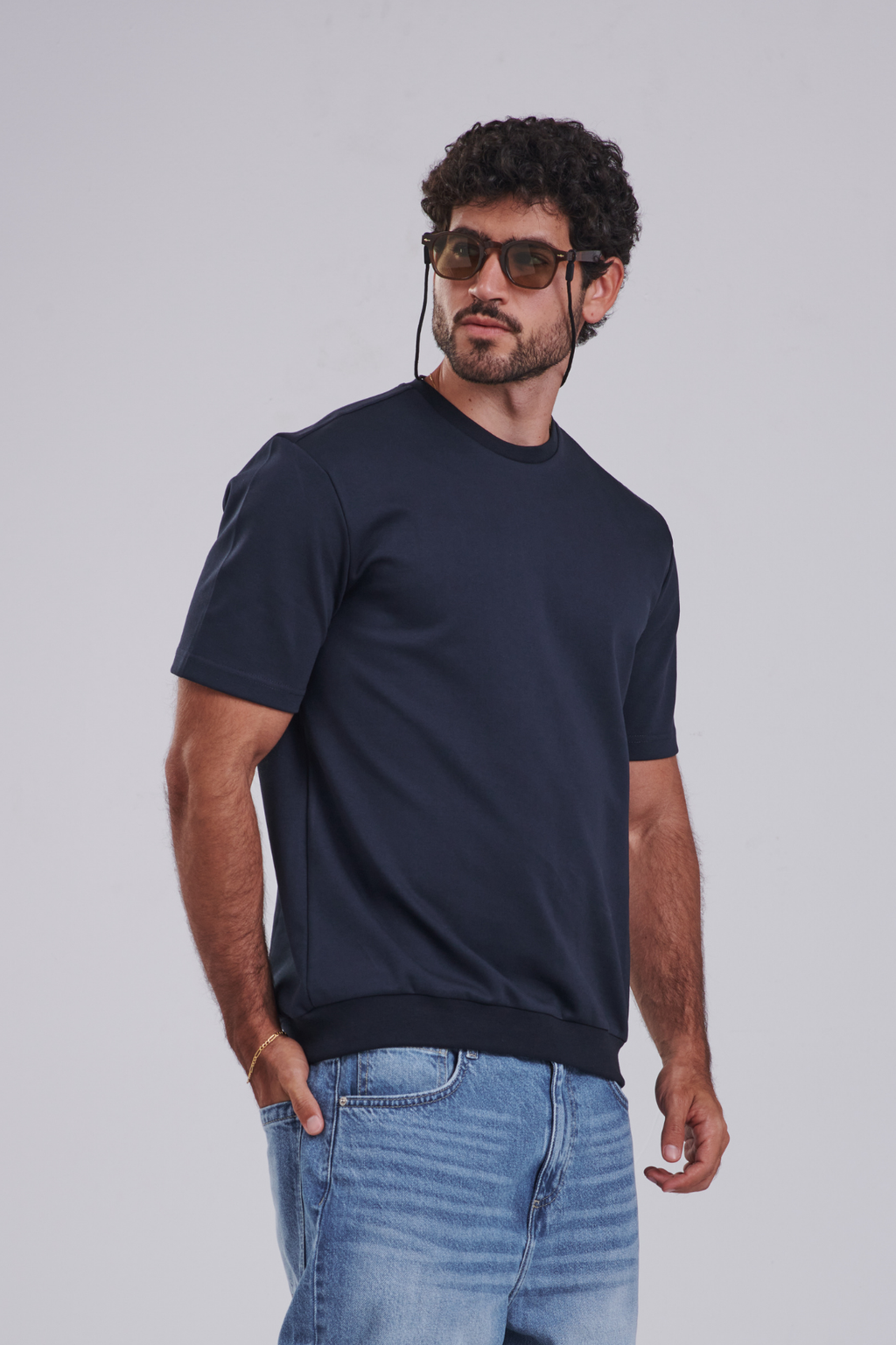 THE MODERN TAILORED TEE