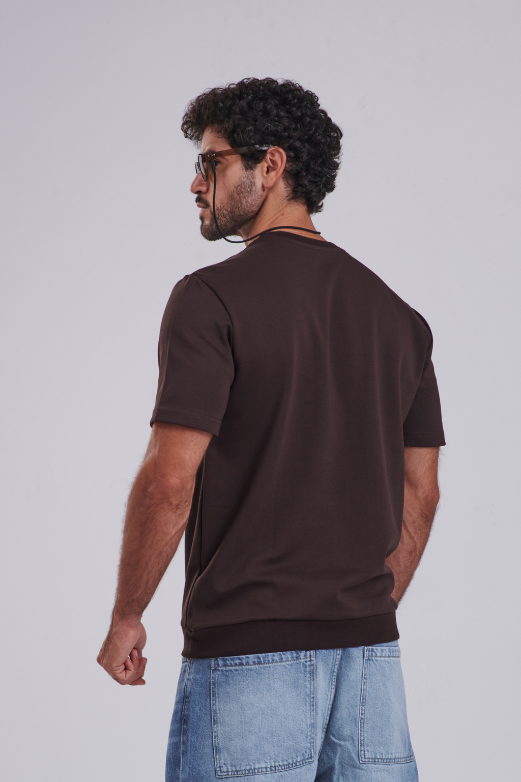 THE MODERN TAILORED TEE