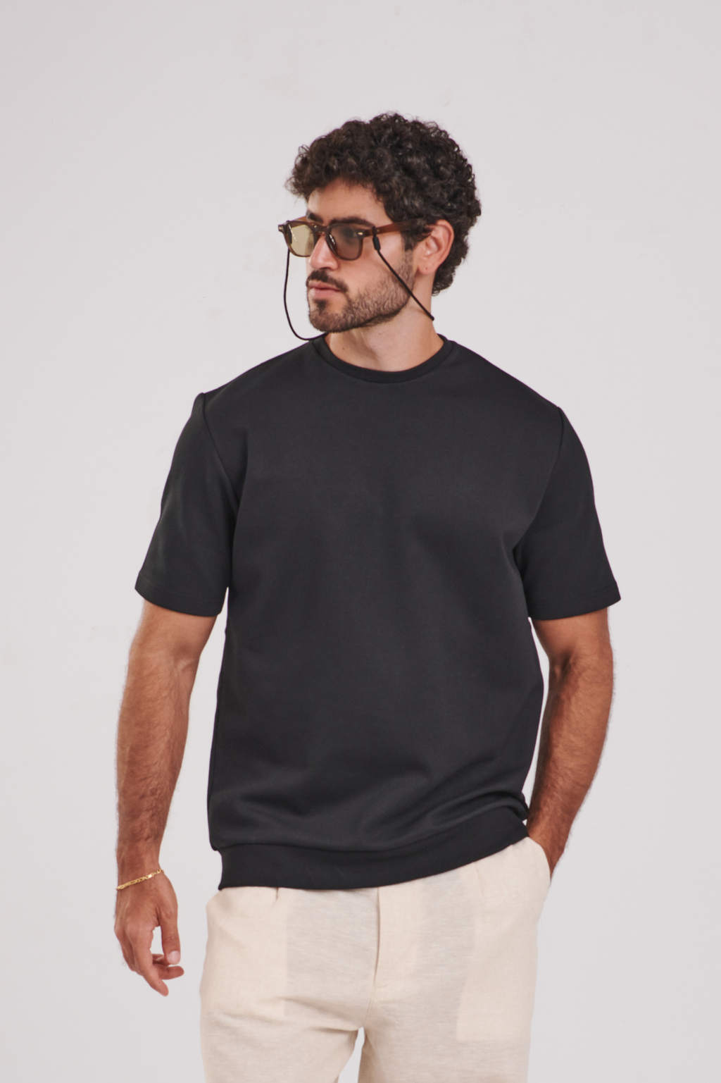 THE MODERN TAILORED TEE