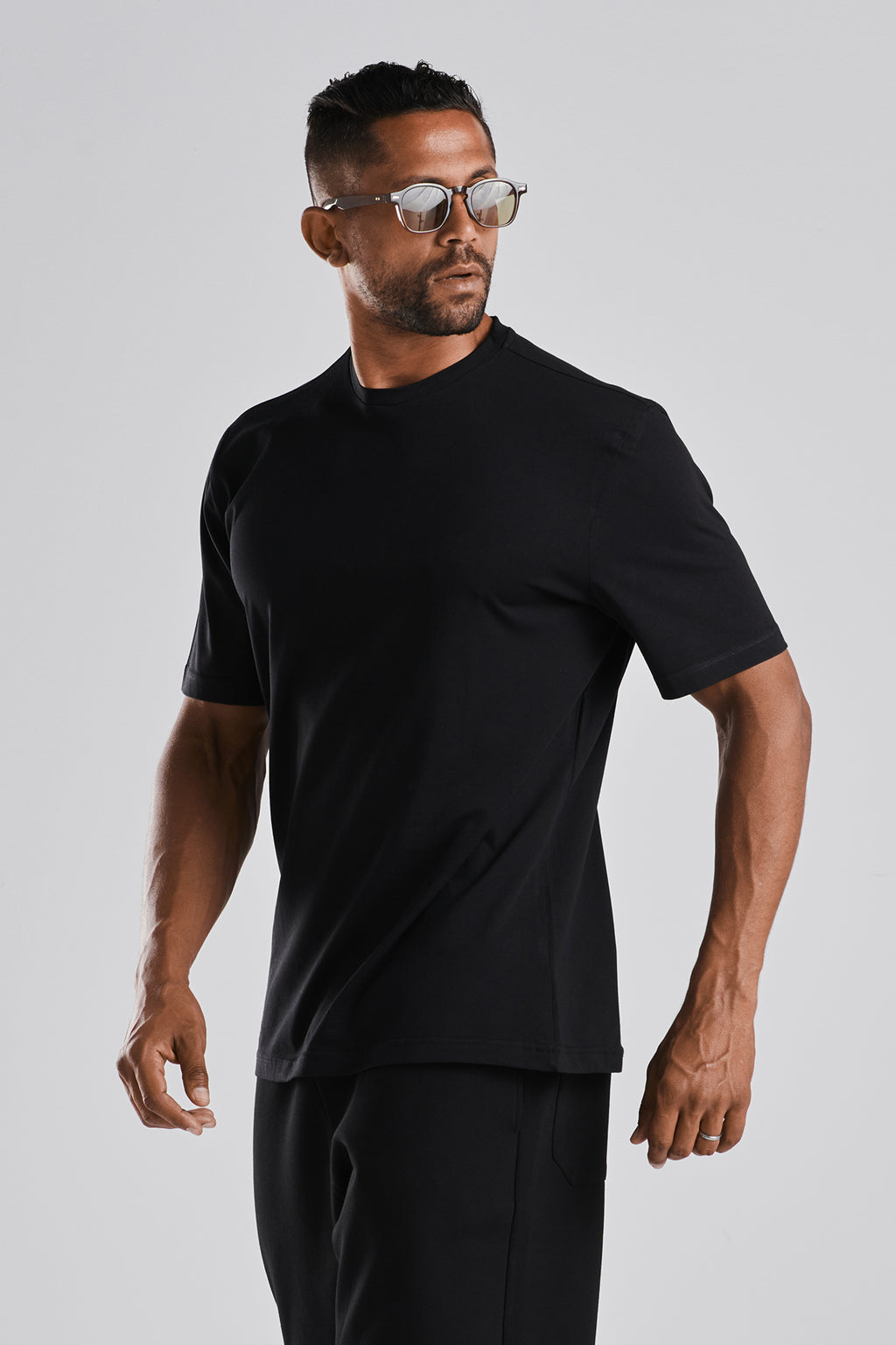 REGULAR TEE